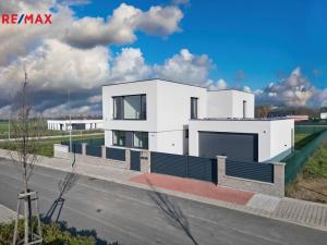 Prodej rodinného domu, Vestec, Čechova, 300 m2