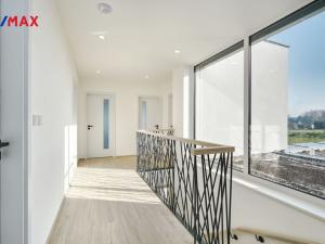 Prodej rodinného domu, Vestec, Čechova, 300 m2