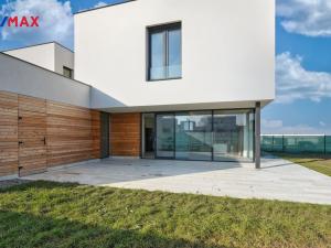 Prodej rodinného domu, Vestec, Čechova, 300 m2