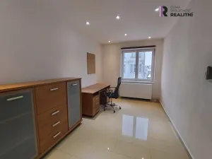 Pronájem kanceláře, Sokolov, Nádražní, 12 m2