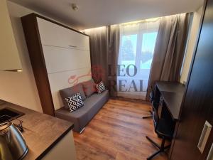 Pronájem bytu 1+kk, Praha - Suchdol, Suchdolské náměstí, 17 m2