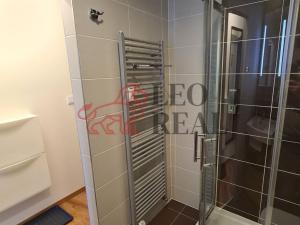 Pronájem bytu 1+kk, Praha - Suchdol, Suchdolské náměstí, 17 m2