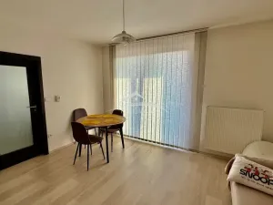 Pronájem bytu 2+kk, Jihlava, Halasova, 41 m2