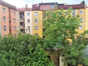 Pronájem bytu 2+kk, Praha - Strašnice, Saratovská, 48 m2