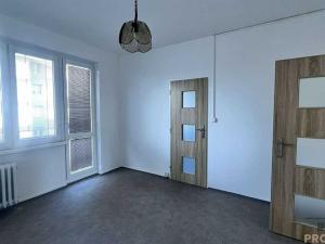 Prodej bytu 2+1, Třinec, Lidická, 52 m2