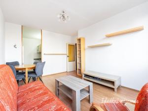 Pronájem bytu 3+kk, Praha - Bohnice, Radomská, 58 m2