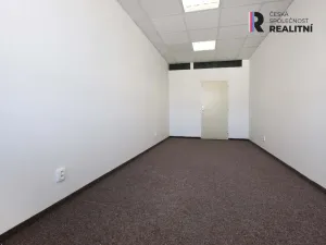 Pronájem kanceláře, Zlín, Kvítková, 82 m2