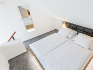 Pronájem bytu 3+kk, Praha - Nové Město, Hlavova, 52 m2