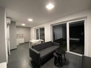 Pronájem bytu 1+kk, Mladá Boleslav - Čejetice, Nad Červenkou, 35 m2