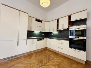 Pronájem bytu 3+kk, Praha - Smíchov, Lidická, 84 m2