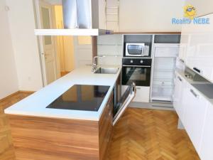 Pronájem bytu 3+kk, Praha - Vinohrady, Šmilovského, 89 m2