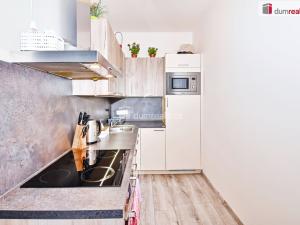 Pronájem bytu 1+kk, Praha - Michle, U plynárny, 40 m2