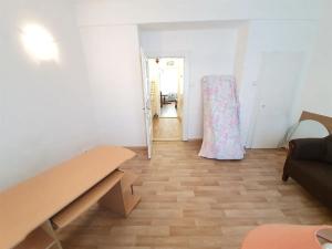 Pronájem bytu 2+1, Praha - Strašnice, Uhříněveská, 50 m2