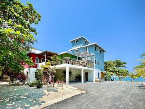 Prodej rodinného domu, Camp Bay, José Santos Guardiola, Honduras, 2006 m2