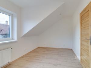 Pronájem bytu 4+kk, Jirny - Nové Jirny, Dělnická, 97 m2