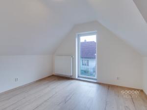 Pronájem bytu 4+kk, Jirny - Nové Jirny, Dělnická, 97 m2