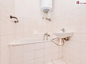 Prodej rodinného domu, Stradonice, 470 m2