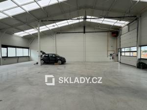 Pronájem skladu, Cvrčovice, 550 m2