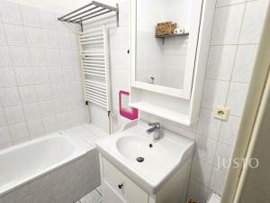 Pronájem bytu 2+kk, Písek - Pražské Předměstí, V Portyči, 52 m2