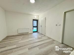 Pronájem bytu 2+kk, Ivančice, Na Brněnce, 29 m2