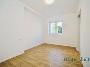 Pronájem bytu 2+kk, Praha - Dejvice, Starodejvická, 79 m2