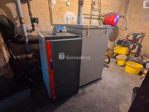 Prodej rodinného domu, Bystřice - Ouběnice, 300 m2