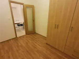 Pronájem bytu 1+1, Brno, Smetanova, 37 m2