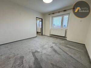 Pronájem bytu 3+kk, Praha - Kbely, Svijanská, 67 m2