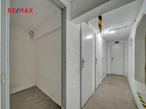 Pronájem bytu 2+kk, Milovice, Braniborská, 32 m2