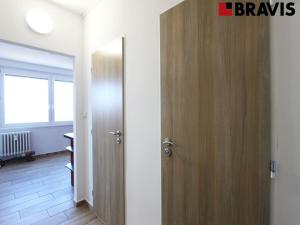 Pronájem bytu 1+1, Brno - Bystrc, Teyschlova, 41 m2