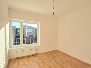 Prodej rodinného domu, Jenštejn, Zlatnická, 120 m2