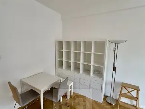 Pronájem bytu 1+1, Praha - Vinohrady, Kouřimská, 31 m2