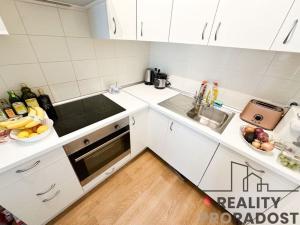 Pronájem bytu 2+kk, Praha - Malešice, Počernická, 57 m2