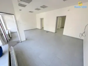 Pronájem obchodního prostoru, Praha - Uhříněves, Přátelství, 66 m2