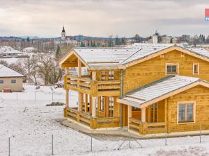 Prodej rodinného domu, Nové Hrady, Vilová čtvrť, 216 m2