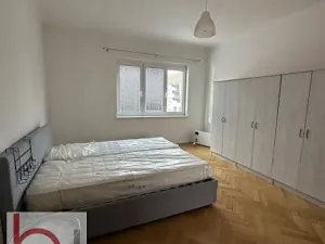 Pronájem bytu 1+1, České Budějovice, Lidická tř., 48 m2