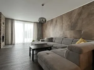 Pronájem bytu 4+kk, Hlušovice, U Potoka, 139 m2