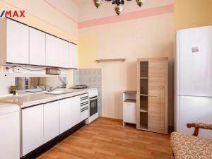 Pronájem bytu 2+kk, Karlovy Vary, Koptova, 37 m2