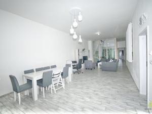 Prodej bytu 3+kk, Dolní Dunajovice, 110 m2