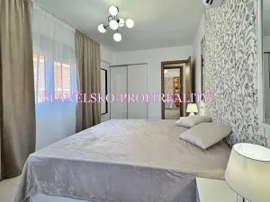 Prodej bytu 4+kk, Torrevieja, Španělsko, 80 m2