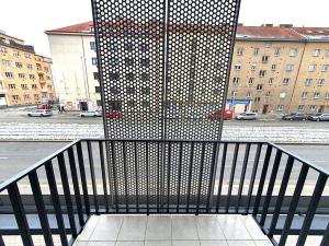 Pronájem bytu 2+kk, Praha - Vysočany, Kolbenova, 58 m2