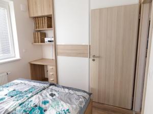 Prodej bytu 3+kk, Praha - Kbely, Sedlářova, 64 m2