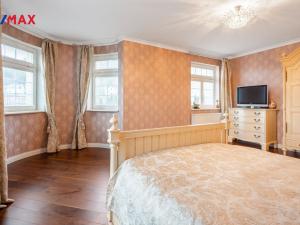 Prodej bytu 3+kk, Karlovy Vary, Raisova, 2796 m2