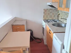 Pronájem bytu 1+kk, Praha - Záběhlice, 24 m2