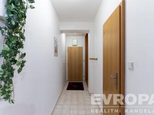 Prodej bytu 2+kk, Vrchlabí - Hořejší Vrchlabí, Stavidlový vrch, 56 m2