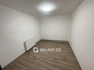 Pronájem skladu, Jiřice, 700 m2