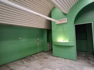 Pronájem obchodního prostoru, Olomouc, Horní náměstí, 18 m2