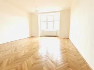 Pronájem bytu 3+kk, Praha - Žižkov, Fibichova, 90 m2