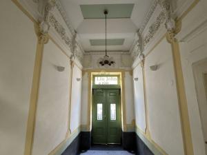 Prodej bytu 2+kk, Praha - Vinohrady, Záhřebská, 69 m2