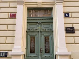 Prodej bytu 2+kk, Praha - Vinohrady, Záhřebská, 69 m2